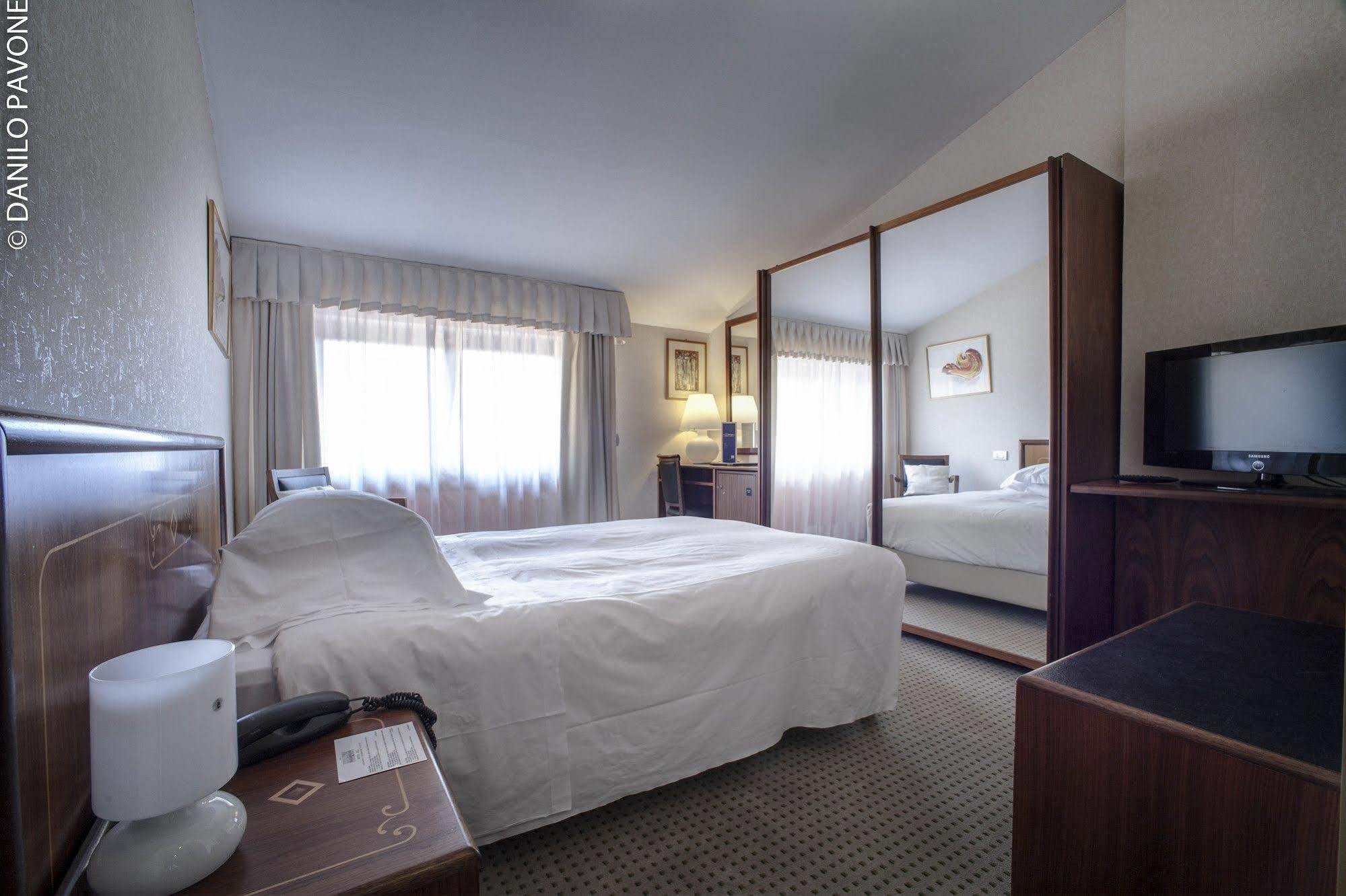 Hotel Arli Business And Wellness 3*